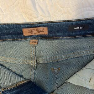 Judy blue  boot cut jeans-NOT NEW WITH TAGS